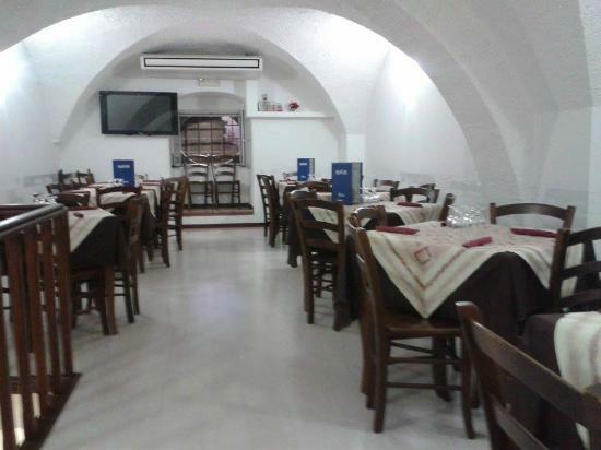 Bar pizzeria paninoteca FOLLIE