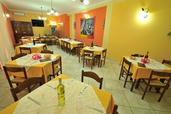 La Bruschetta Pizzeria