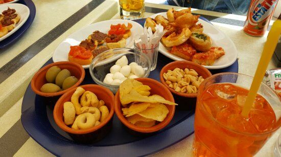 Piccadilly Gelateria-Rosticceria e Bar