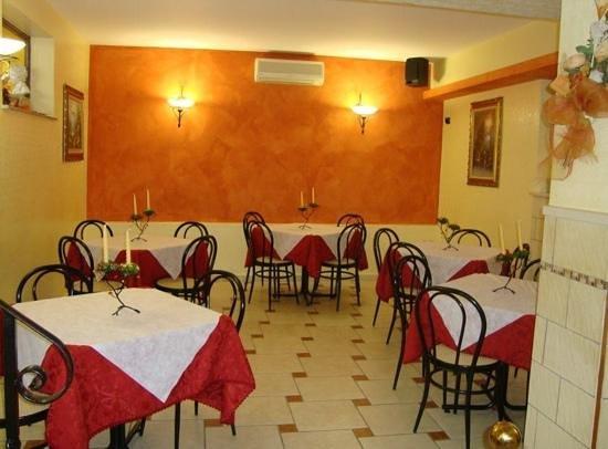 Piccadilly Pizzeria Ristorante