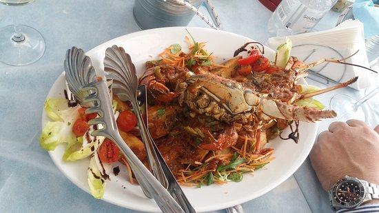 El Mar - Fish Food & Drink