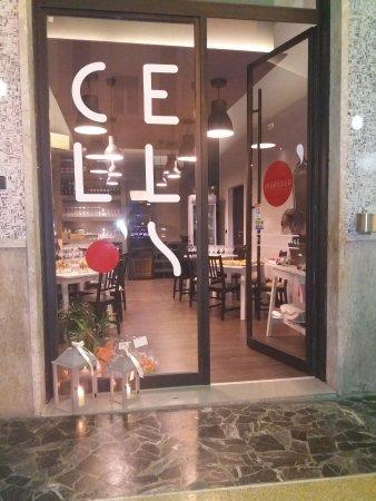 Cello's Fine Food & Wine