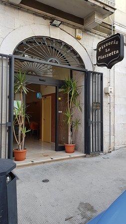 Pizzeria La Piazzetta
