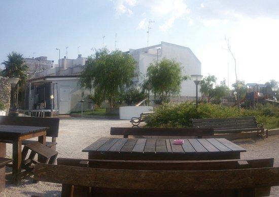 Chiosco Bar Paninoteca La Fara