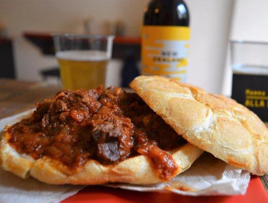 Mamma Elvira Alla Scisa