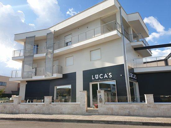 Luca's Coffee & Restaurant