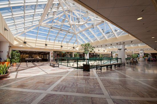 Centro Commerciale La Mongolfiera