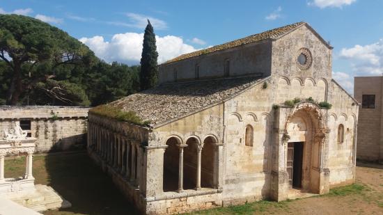 Abbazia di Santa Maria di Cerrate